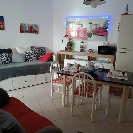 Apartamento Armareaoverseassuites Fiumicino