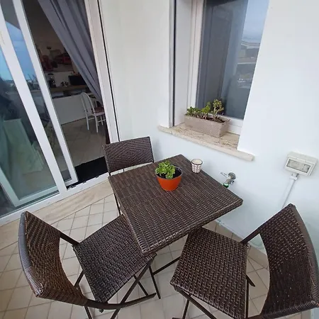 Armareaoverseassuites *